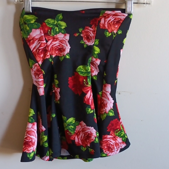 Floral Black Top - Picture 1 of 5